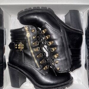 GBG Los Angeles by Guess Jaylee Combat Booties